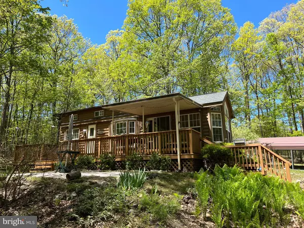 Paw Paw, WV 25434,94 MARILYNS WAY