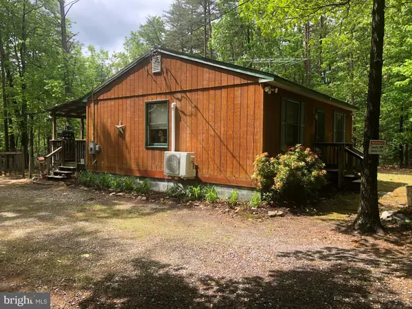 Capon Bridge, WV 26711,899 OAK DALE CT