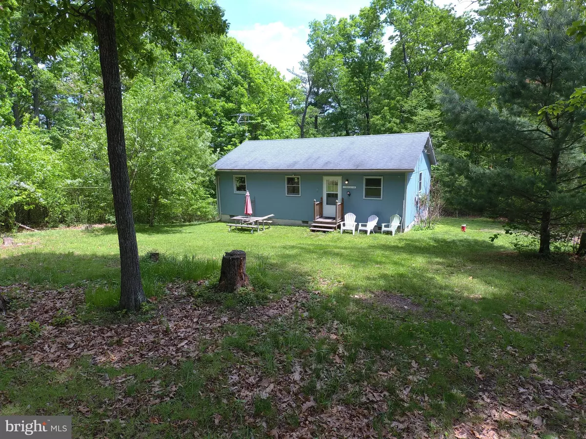 Paw Paw, WV 25434,21 SNOWFLAKE LN