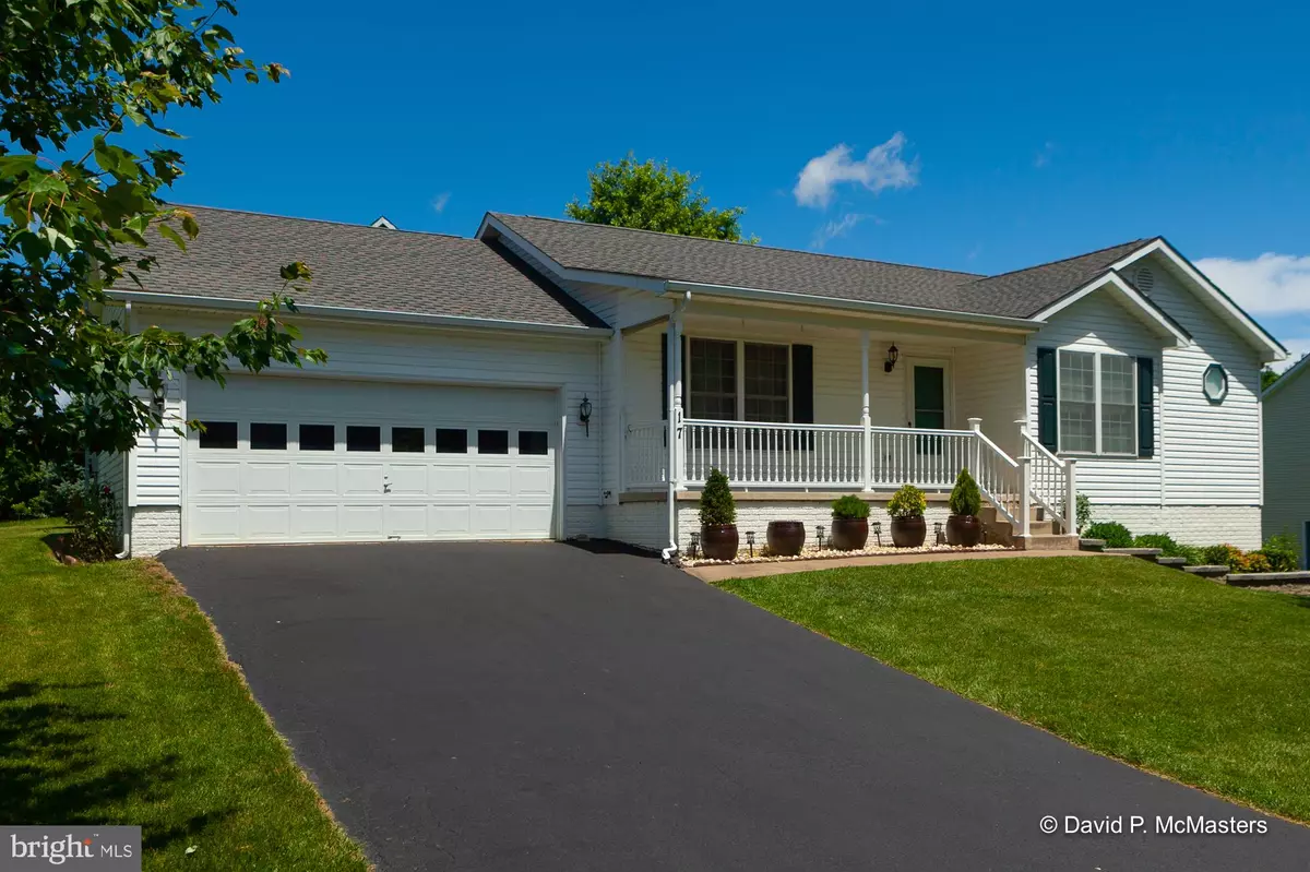 Charles Town, WV 25414,17 BRIDLE CT