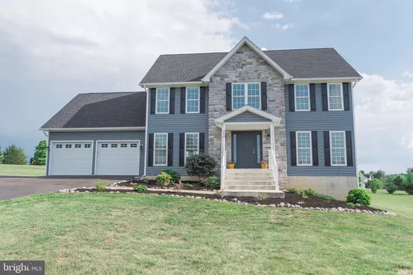 554 CHERRY HILL FARM DR, Kearneysville, WV 25430