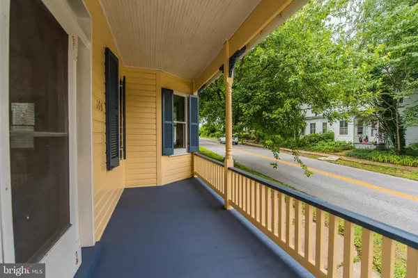 Shepherdstown, WV 25443,106 W WASHINGTON ST