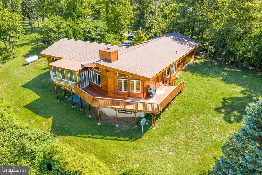 235 MOUNTAINSIDE RD, Harpers Ferry, WV 25425