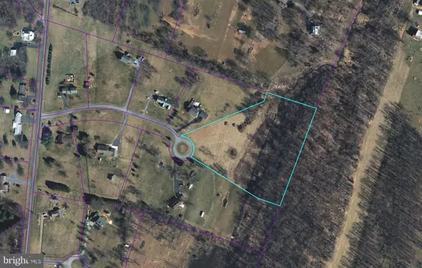 Summit Point, WV 25446,5 NELSON ROAD