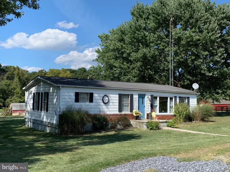 290 MEADOW BLUFF, Kearneysville, WV 25430