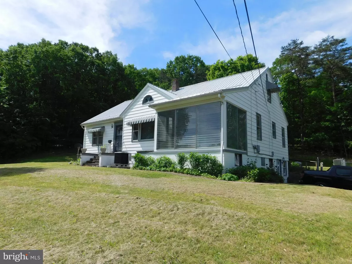 Ridgeley, WV 26753,172 GRACE CABIN LN