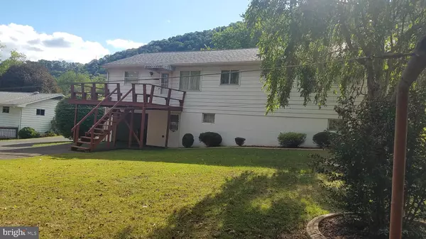 Ridgeley, WV 26753,72 BUSER ST.