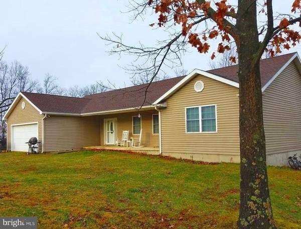 11906 WINCHESTER GRADE RD, Berkeley Springs, WV 25411