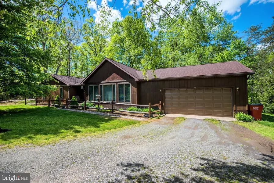 92 HIGH ROCK TRL, Berkeley Springs, WV 25411