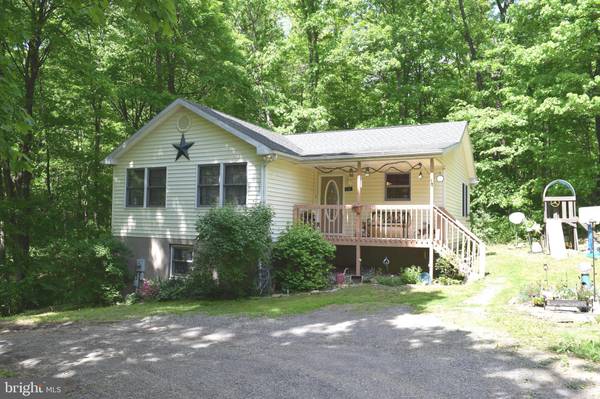 176 SPRINGBROOK DRIVE, Berkeley Springs, WV 25411