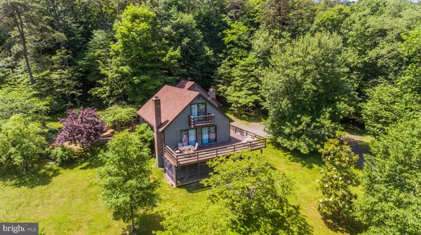 Great Cacapon, WV 25422,325 AMBERWOOD LN