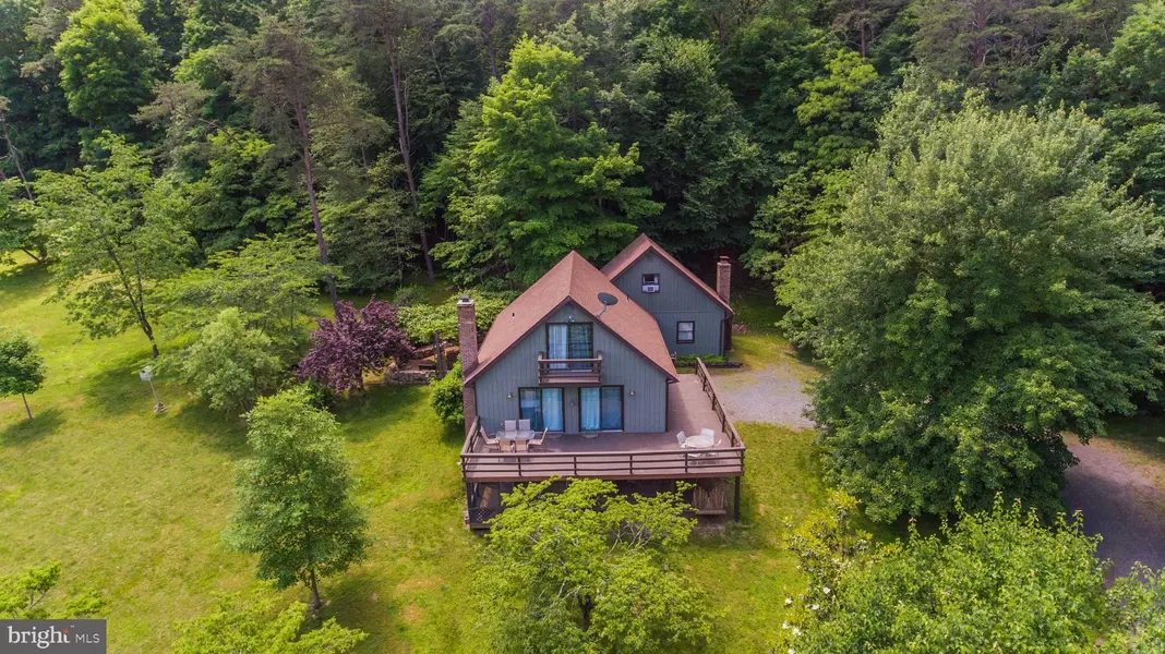 325 AMBERWOOD LN, Great Cacapon, WV 25422