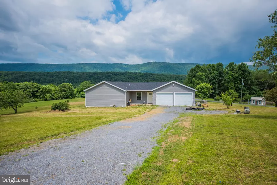 149 APPLE ORCHARD CIR, Berkeley Springs, WV 25411