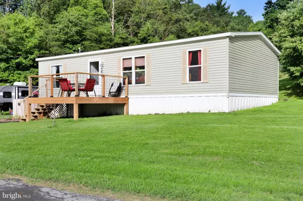 Berkeley Springs, WV 25411,1242 CREEK RD