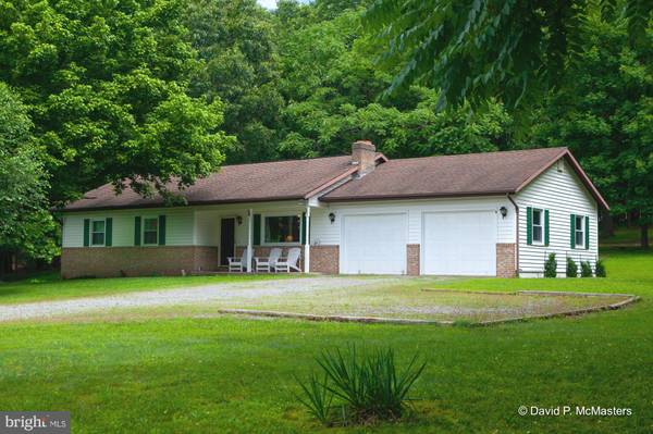 354 HOPE ACRES DR, Berkeley Springs, WV 25411