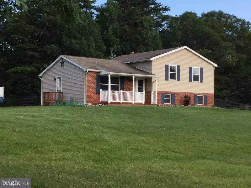 406 APPLE ORCHARD CIRCLE, Berkeley Springs, WV 25411