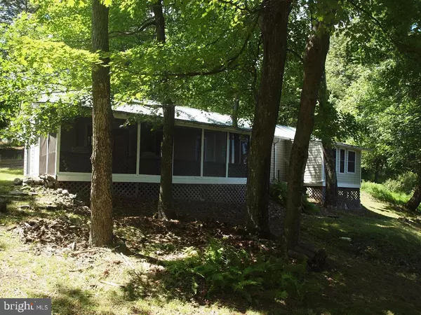 205 COOL LANE, Franklin, WV 26807