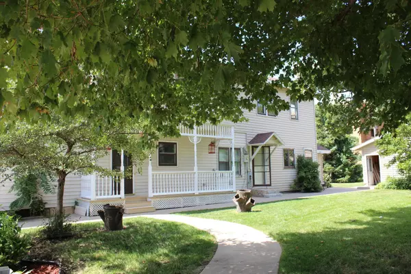 Luverne, MN 56156,413 E Main ST