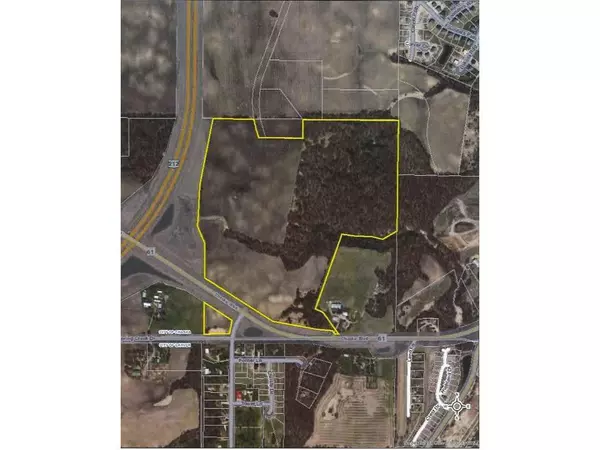 4250 Chaska BLVD, Chaska, MN 55318