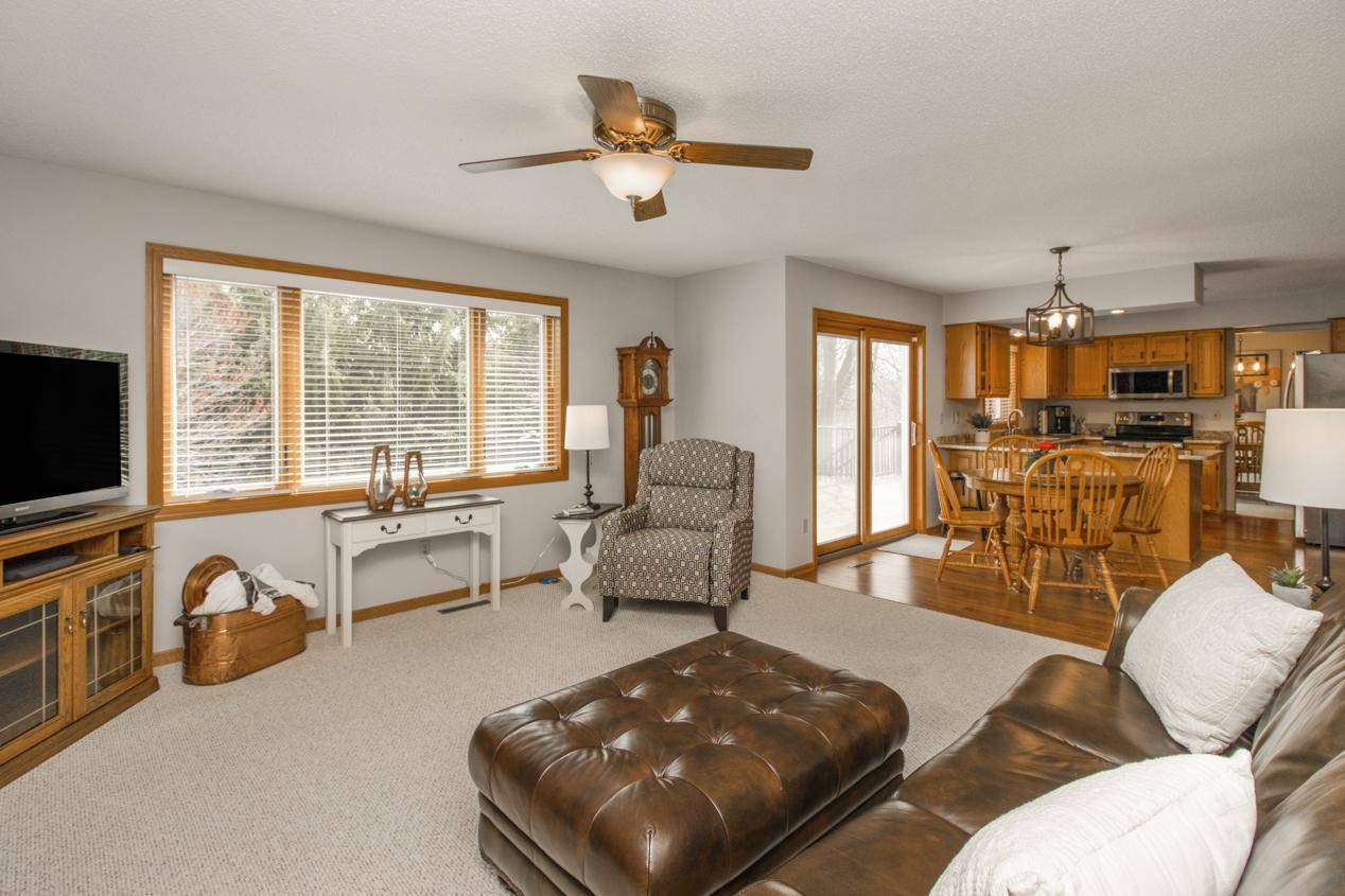 Woodbury, MN 55125,8911 Saint Croix RD