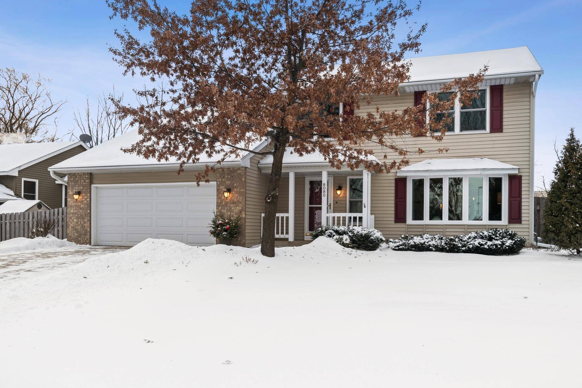 8080 Marsh DR, Chanhassen, MN 55317