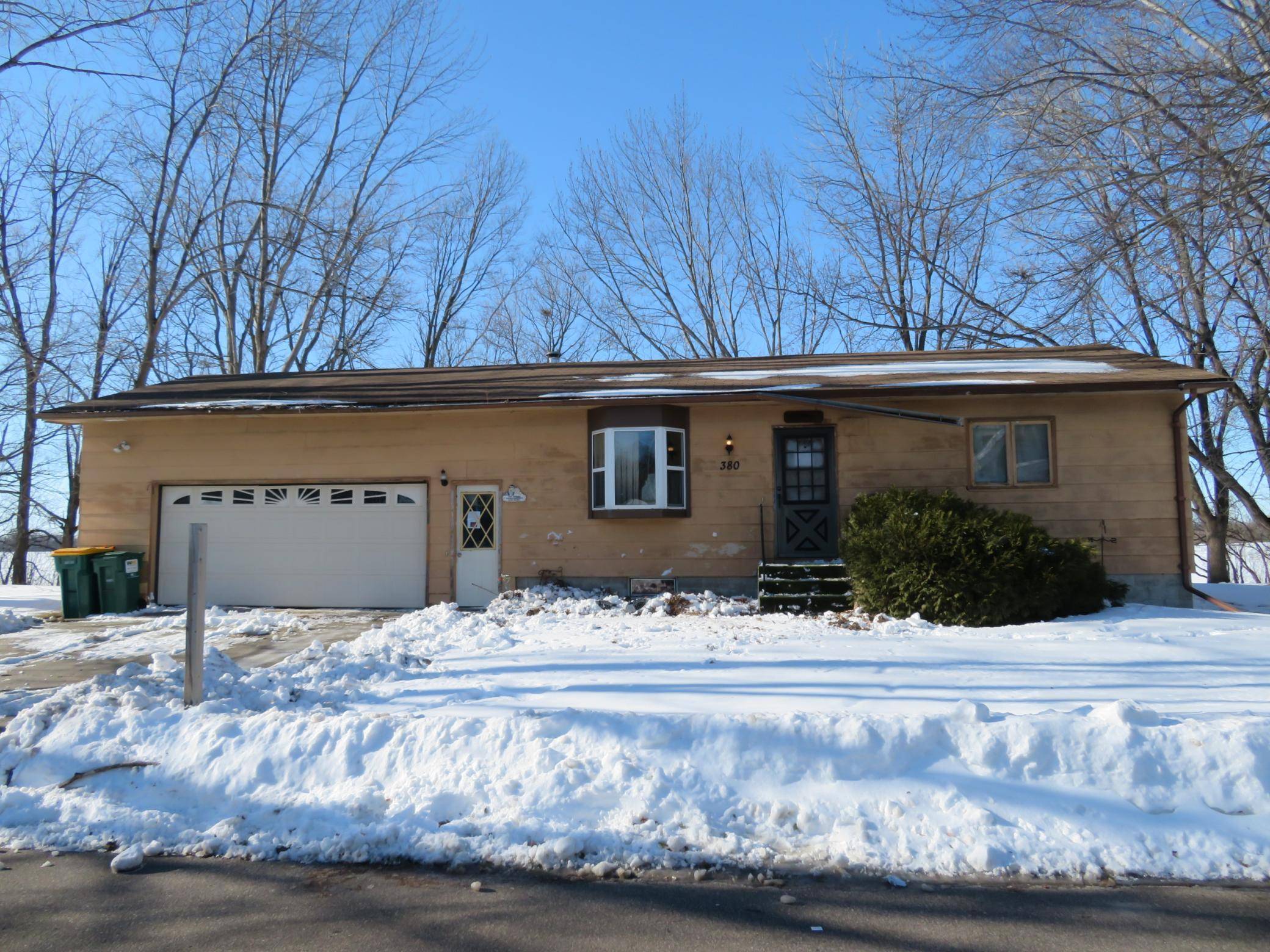 380 Camden AVE S, New Germany, MN 55367