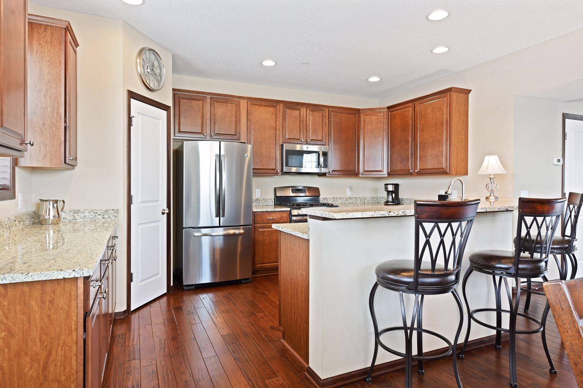 Chanhassen, MN 55317,9695 Independence CIR