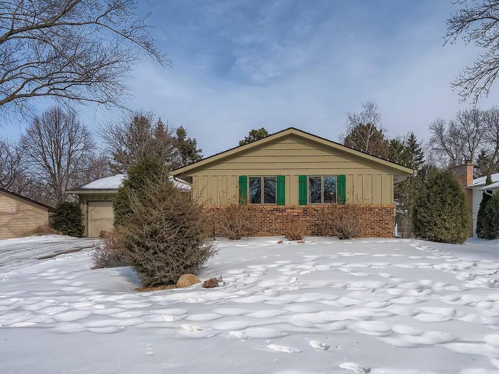 Woodbury, MN 55125,1765 Evergreen DR