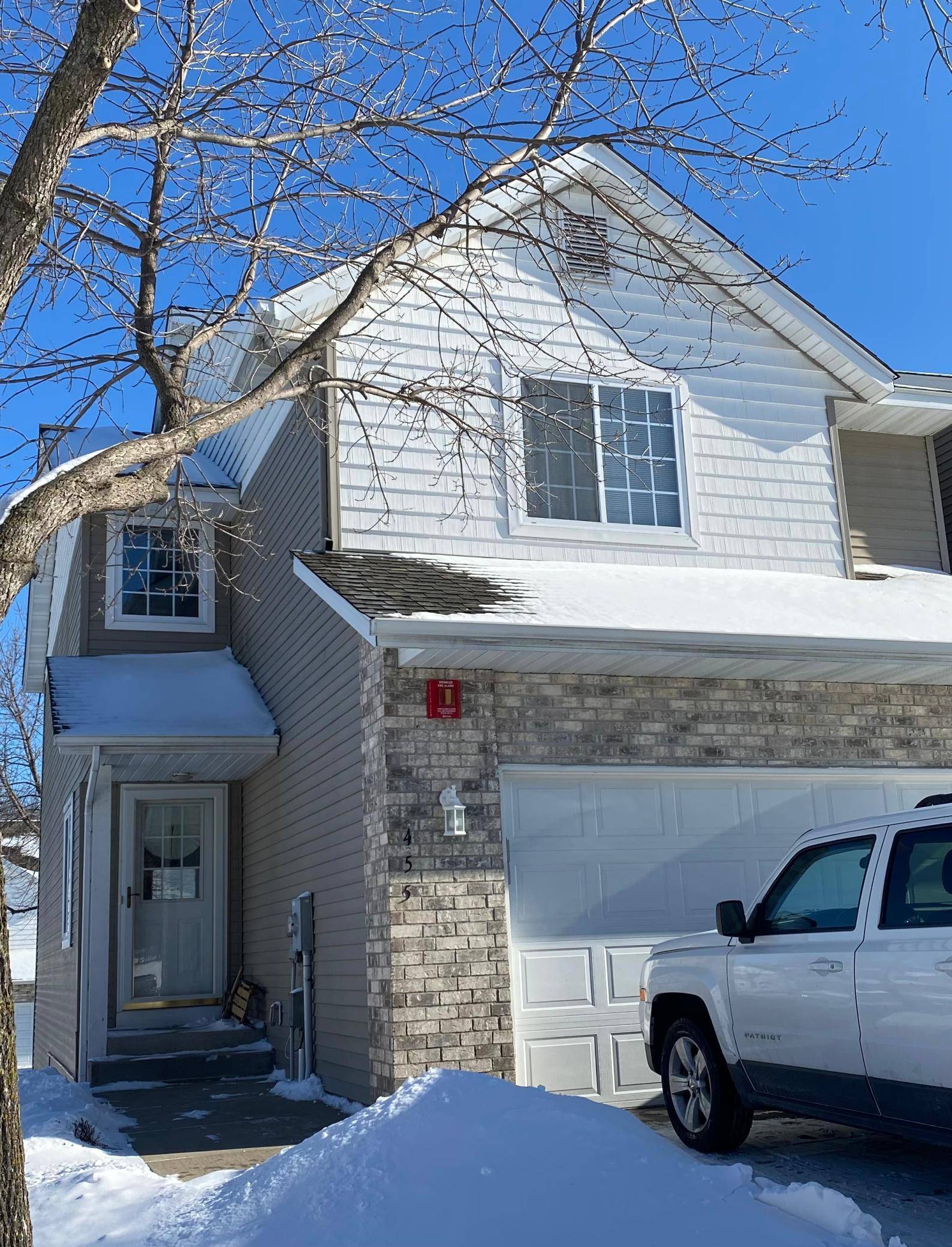 455 Pleasant CT, Chaska, MN 55318