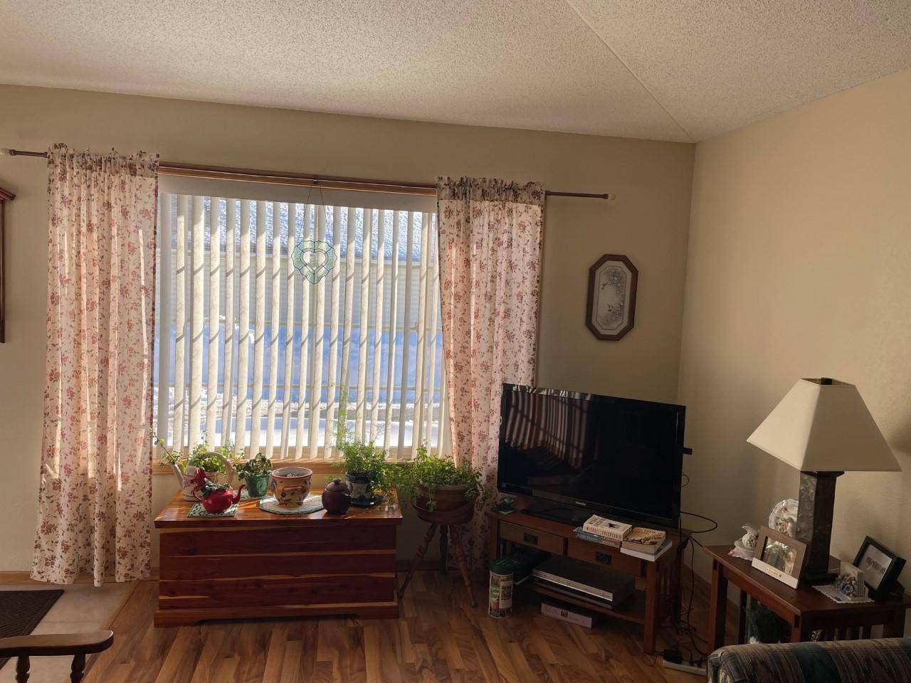 Isle, MN 56342,430 Maplewood CT