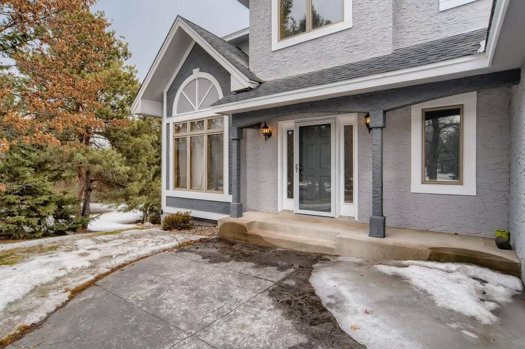 Woodbury, MN 55125,8352 Emerald LN