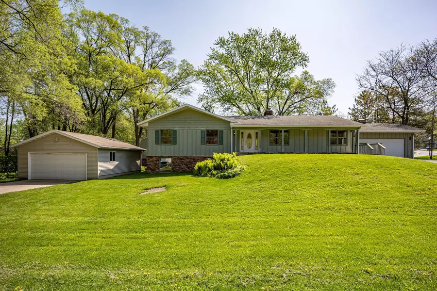 1620 6th AVE SW, Rochester, MN 55902