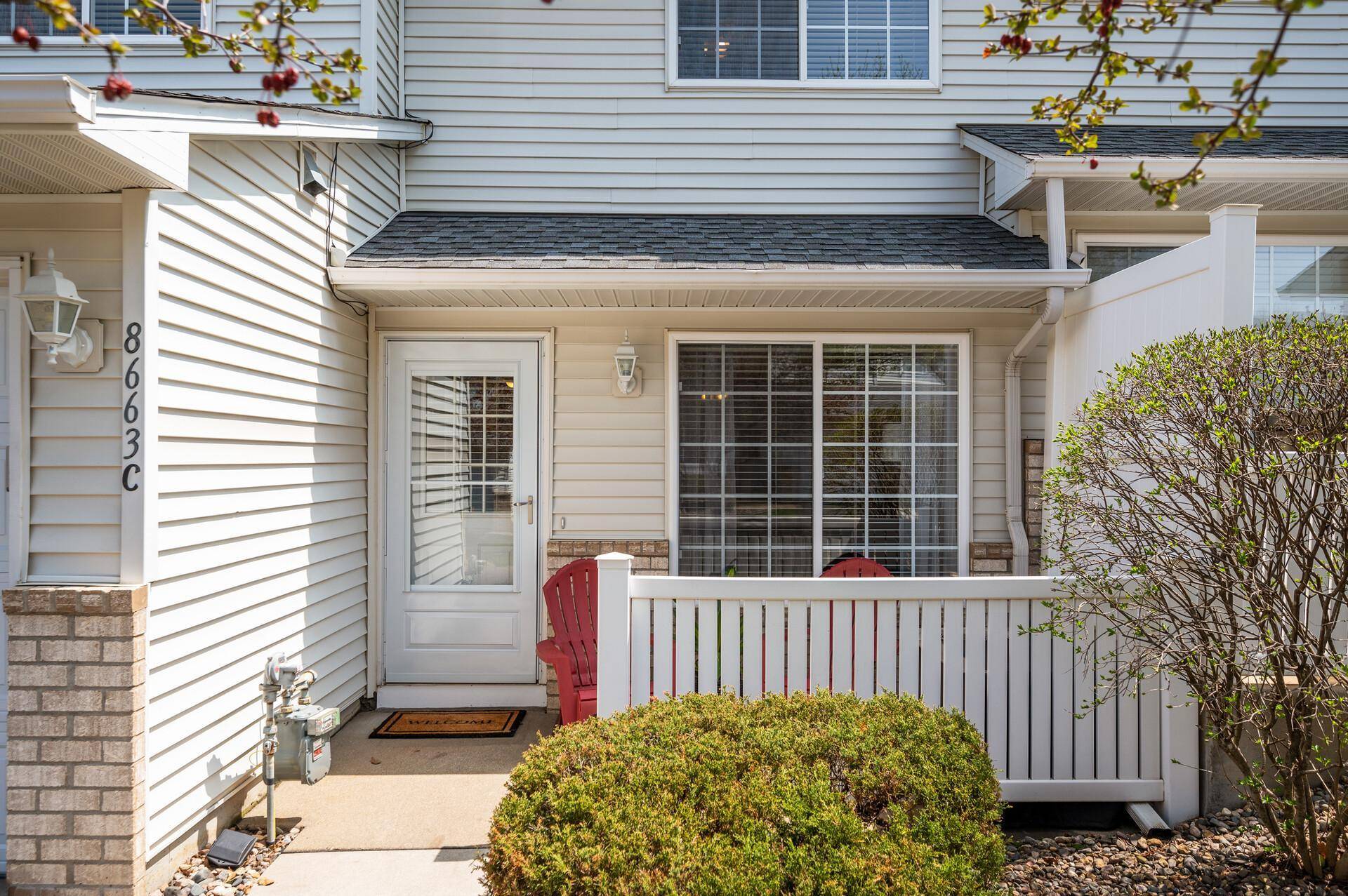 Woodbury, MN 55125,8663 Quarry Ridge LN
