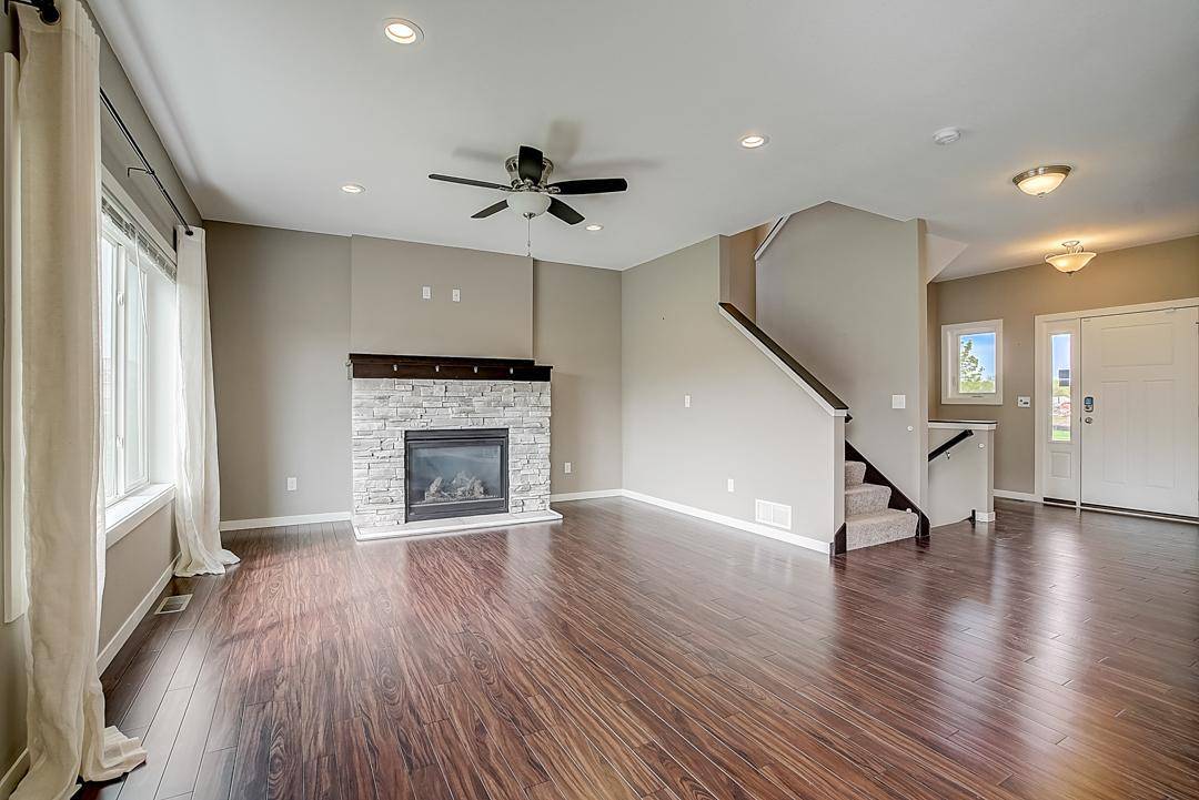 Rogers, MN 55374,13571 Hynes RD