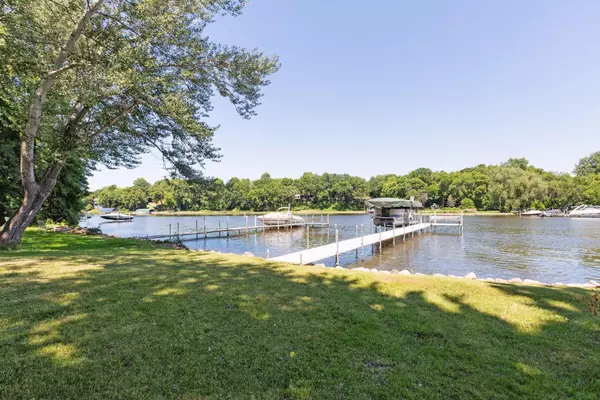 Mound, MN 55364,5360 Eastview AVE