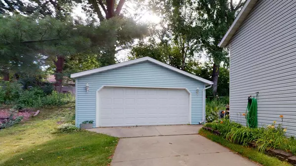 Rochester, MN 55901,4509 21 1/2 AVE NW