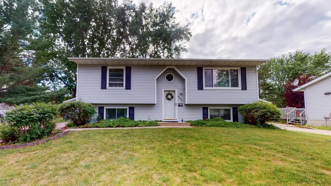 4509 21 1/2 AVE NW, Rochester, MN 55901