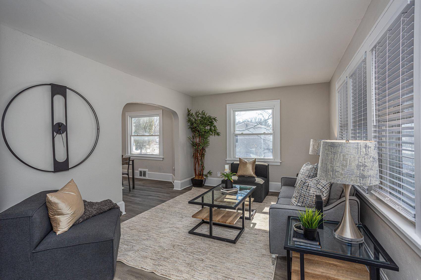 1764 English ST,  Maplewood,  MN 55109