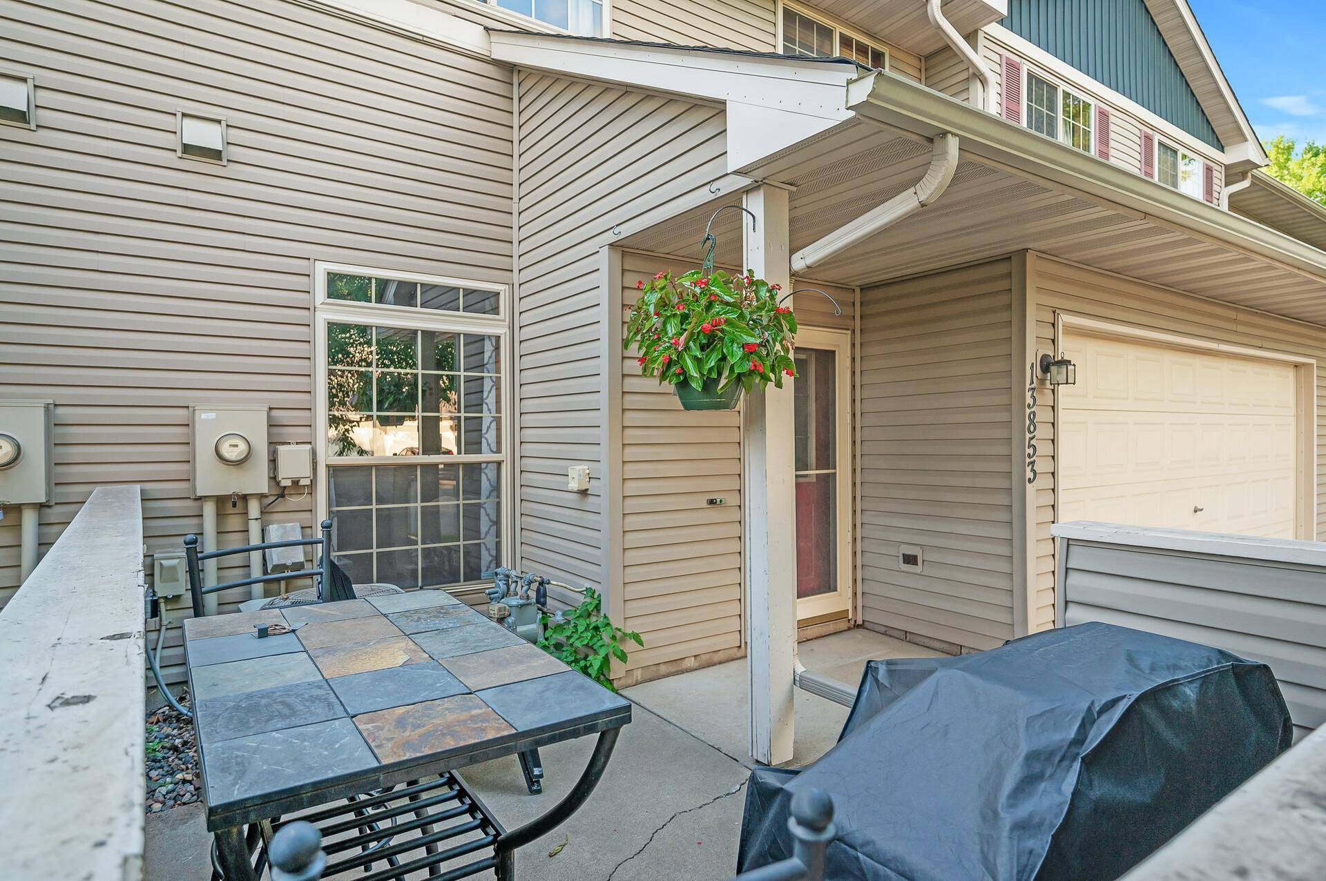 Rogers, MN 55374,13853 Dahlia DR