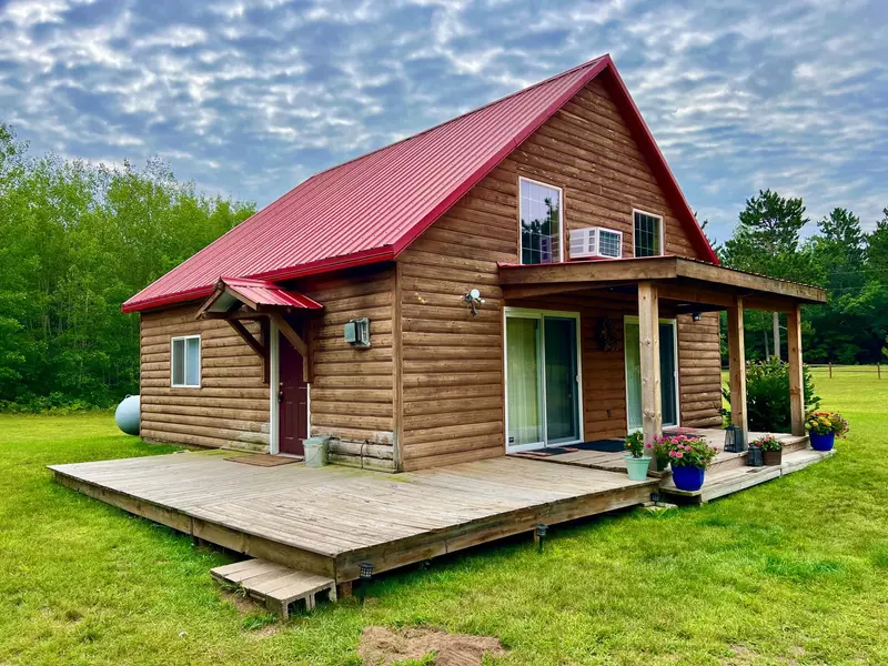 5688 Dake RD, Siren, WI 54872