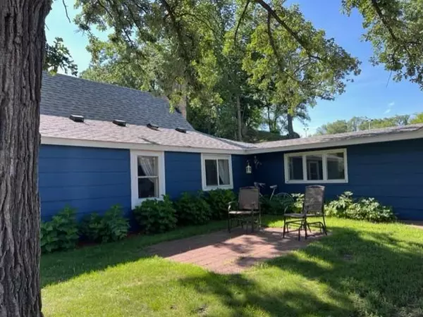 Cannon Falls, MN 55009,721 Stoughton ST W