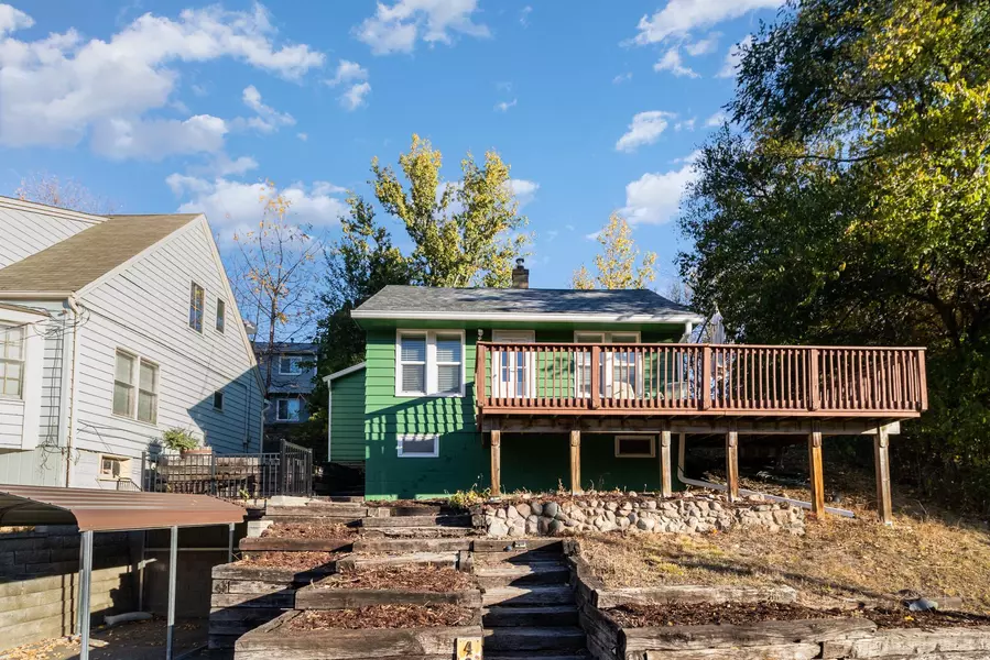 4906 Leslie RD, Mound, MN 55364