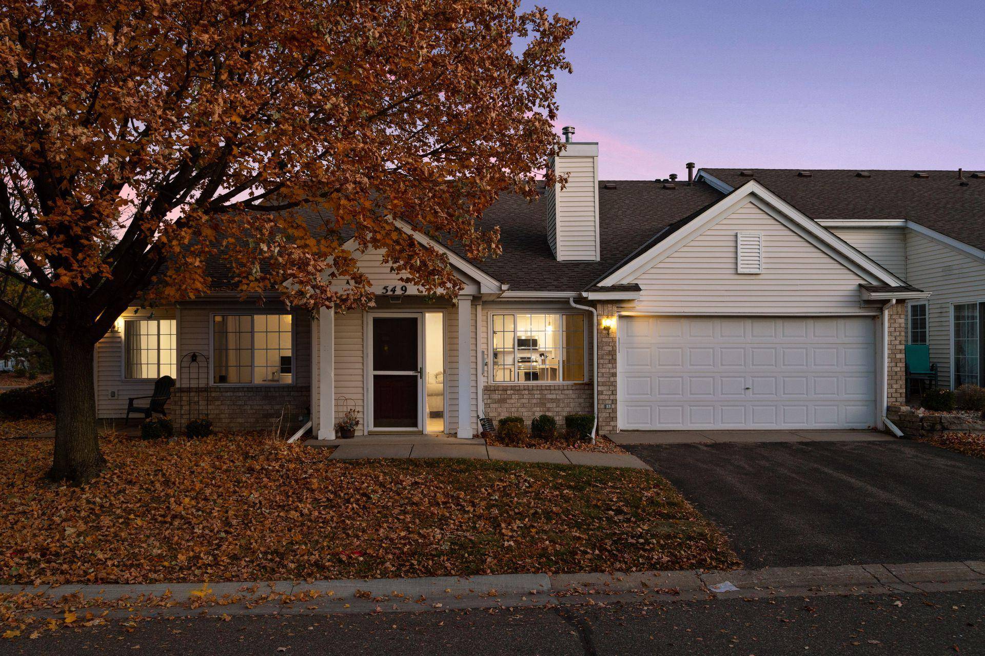 549 Mission Hills DR, Chanhassen, MN 55317