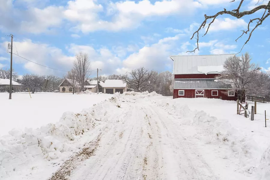 8717 295th ST E, Cannon Falls, MN 55009