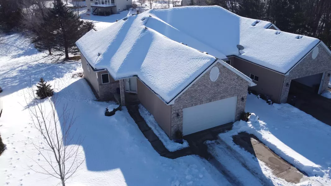 103 Northgate CIR, Cannon Falls, MN 55009