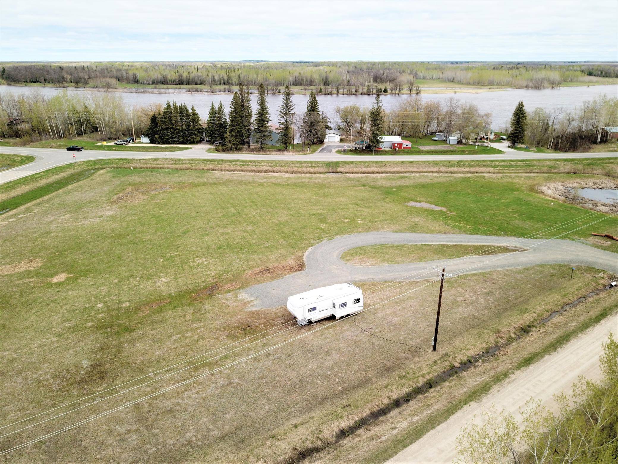 1682 7th ST SE, Baudette, MN 56623