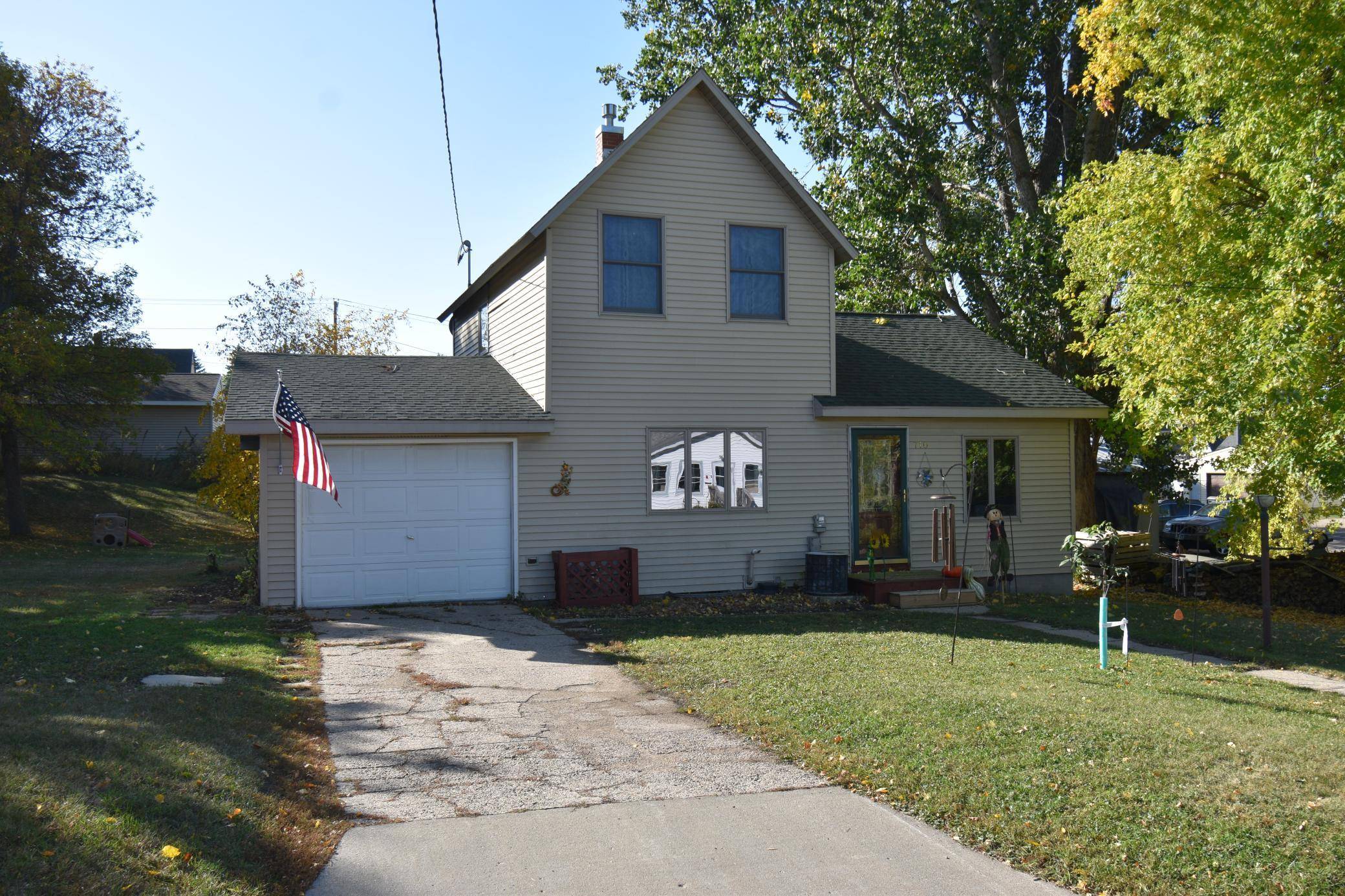 Glenwood, MN 56334,710 1st AVE NE