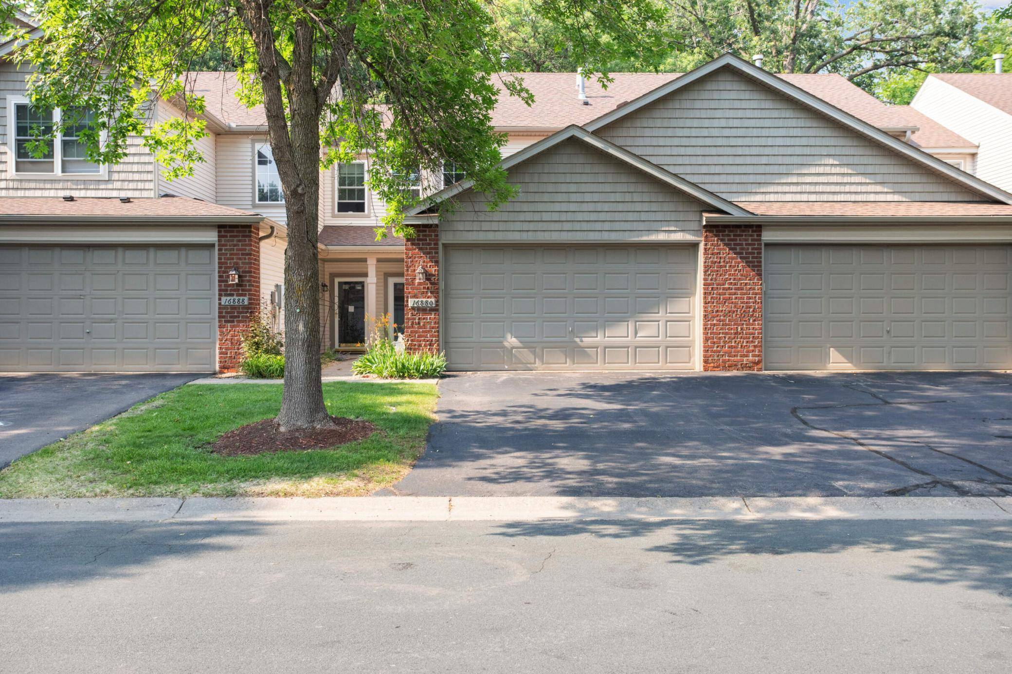 Maple Grove, MN 55311,16880 79th AVE N