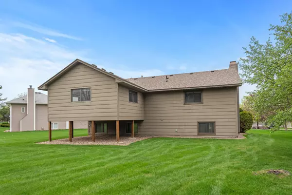 Rosemount, MN 55068,14490 Crescent CIR