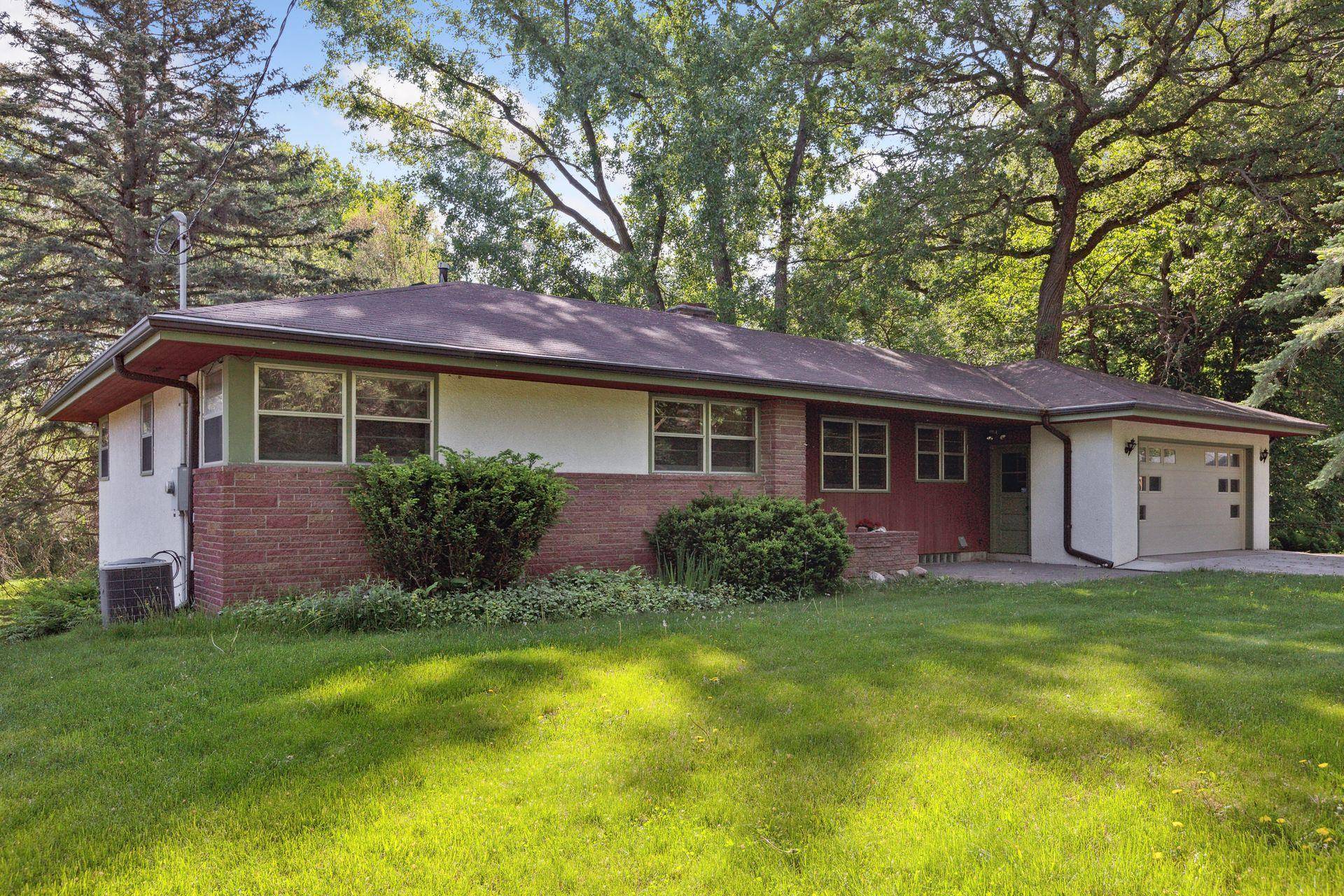 Brooklyn Park, MN 55444,8408 Riverview LN